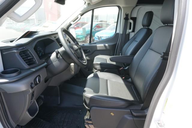 2025 Ford Transit Cargo Van Unknown