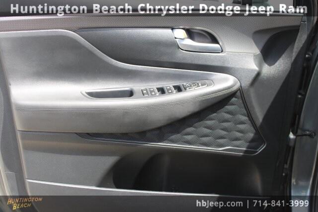 2020 Hyundai Santa Fe SE
