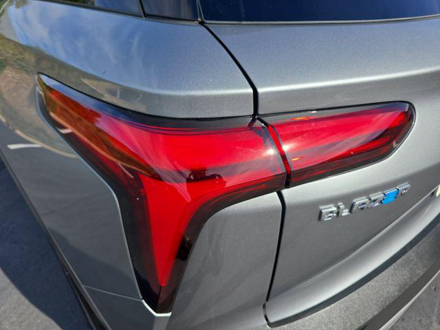 2025 Chevrolet V Blazer eAWD LT