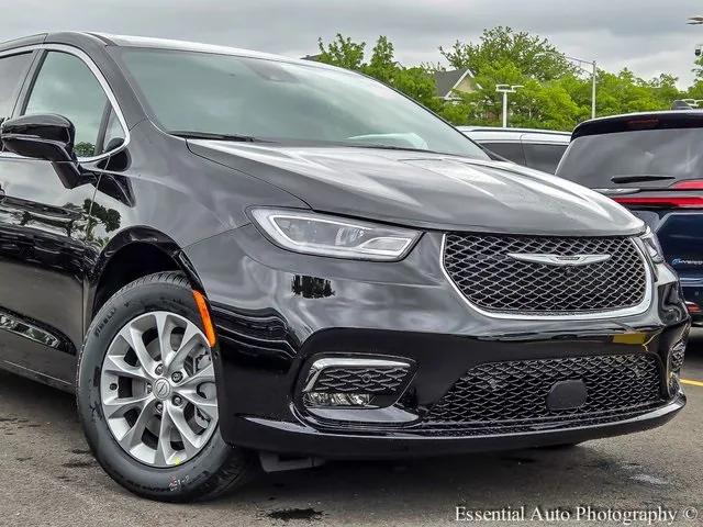 2025 Chrysler Pacifica PACIFICA SELECT AWD
