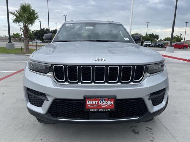 2025 Jeep Grand Cherokee GRAND CHEROKEE LAREDO X 4X2