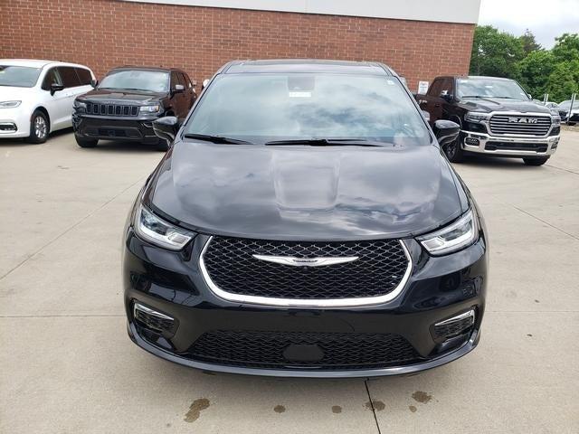 2025 Chrysler Pacifica PACIFICA SELECT AWD