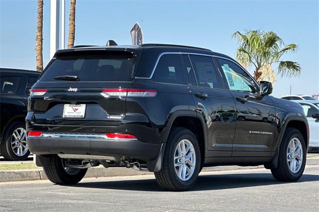 2025 Jeep Grand Cherokee GRAND CHEROKEE LAREDO X 4X2