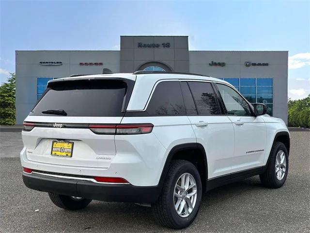 2025 Jeep Grand Cherokee GRAND CHEROKEE LAREDO X 4X4