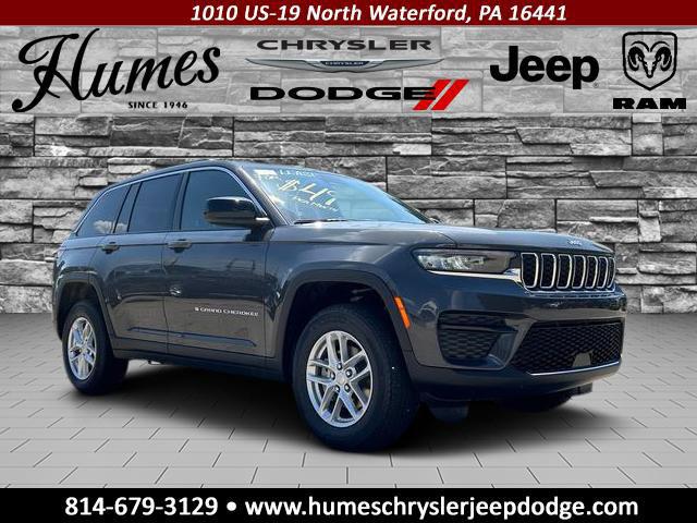 2025 Jeep Grand Cherokee GRAND CHEROKEE LAREDO X 4X4