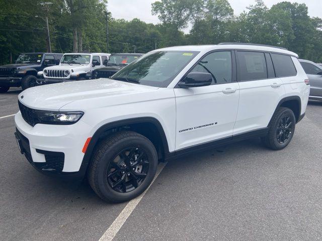 2025 Jeep Grand Cherokee GRAND CHEROKEE L ALTITUDE X 4X4