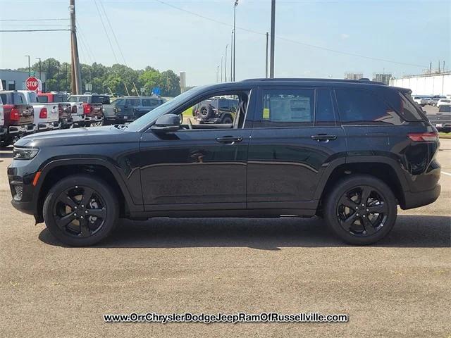 2025 Jeep Grand Cherokee GRAND CHEROKEE ALTITUDE 4X4