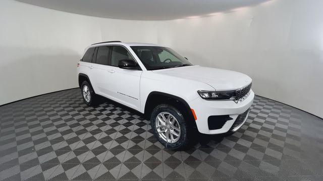 2025 Jeep Grand Cherokee GRAND CHEROKEE LAREDO X 4X2