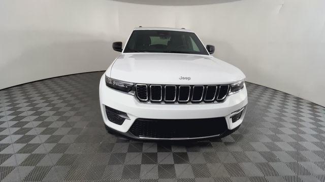 2025 Jeep Grand Cherokee GRAND CHEROKEE LAREDO X 4X2