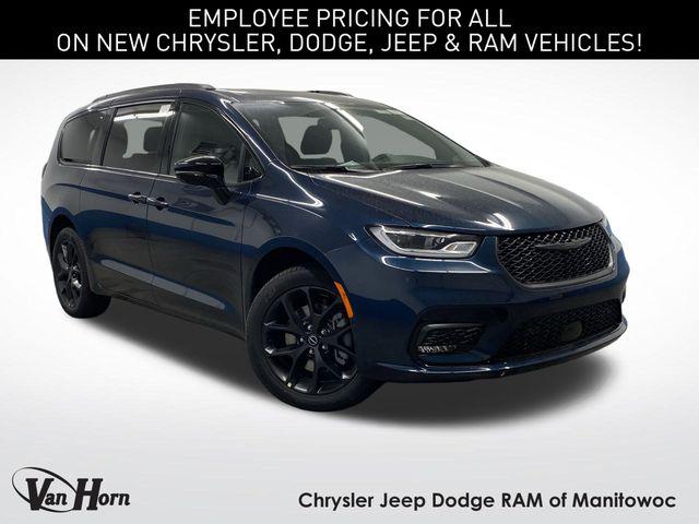 2025 Chrysler Pacifica PACIFICA LIMITED AWD