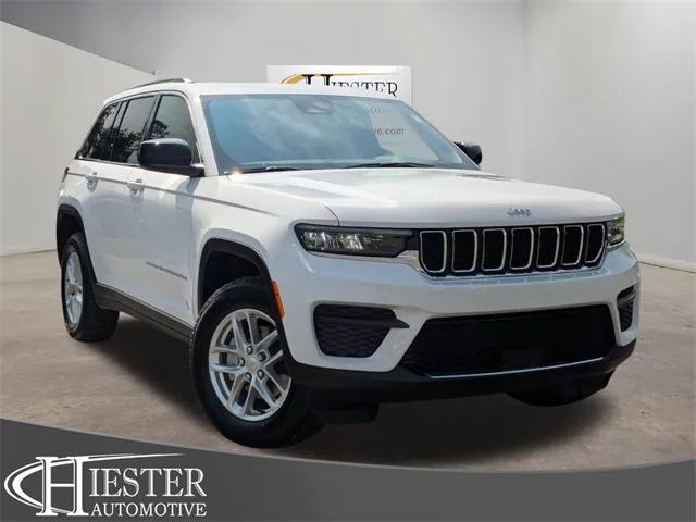 2025 Jeep Grand Cherokee GRAND CHEROKEE LAREDO X 4X2