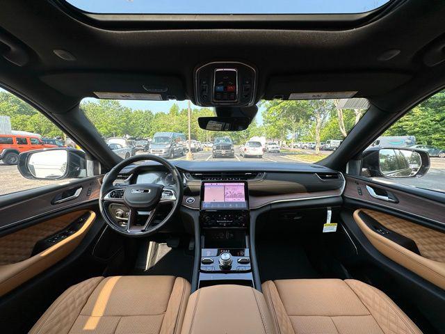 2025 Jeep Grand Cherokee GRAND CHEROKEE SUMMIT 4X4
