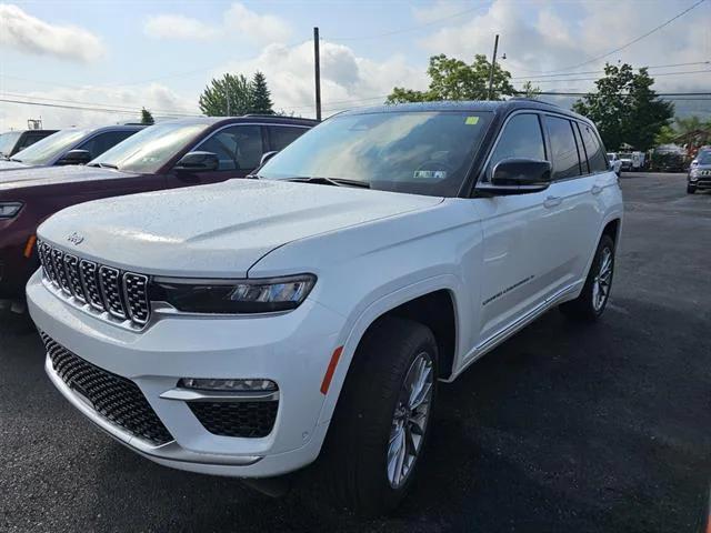 2025 Jeep Grand Cherokee GRAND CHEROKEE SUMMIT 4X4