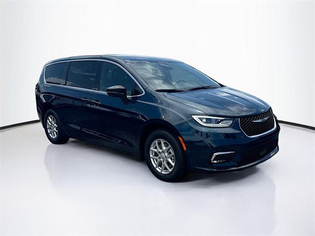 2025 Chrysler Pacifica PACIFICA SELECT