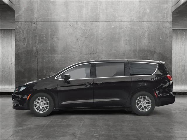 2025 Chrysler Voyager VOYAGER