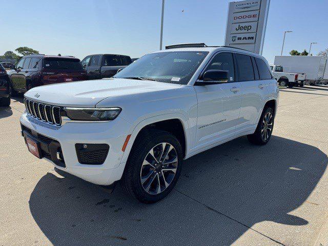 2025 Jeep Grand Cherokee GRAND CHEROKEE OVERLAND 4X4