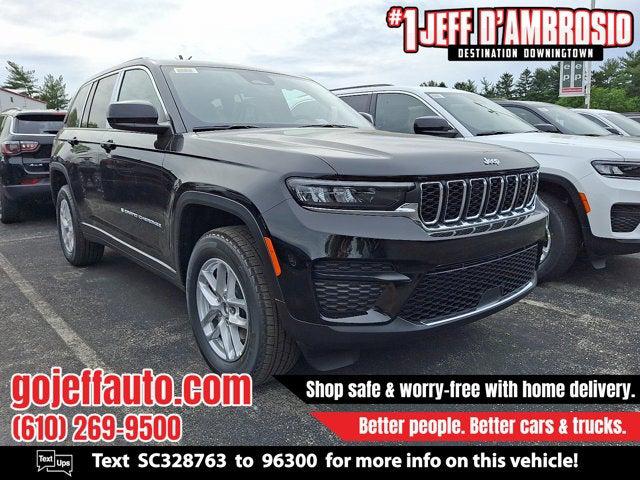 2025 Jeep Grand Cherokee GRAND CHEROKEE LAREDO X 4X4