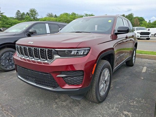 2025 Jeep Grand Cherokee GRAND CHEROKEE LAREDO X 4X4