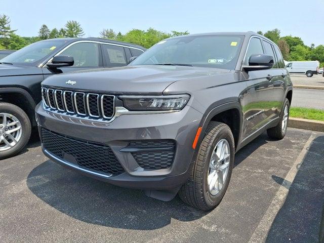 2025 Jeep Grand Cherokee GRAND CHEROKEE LAREDO X 4X4