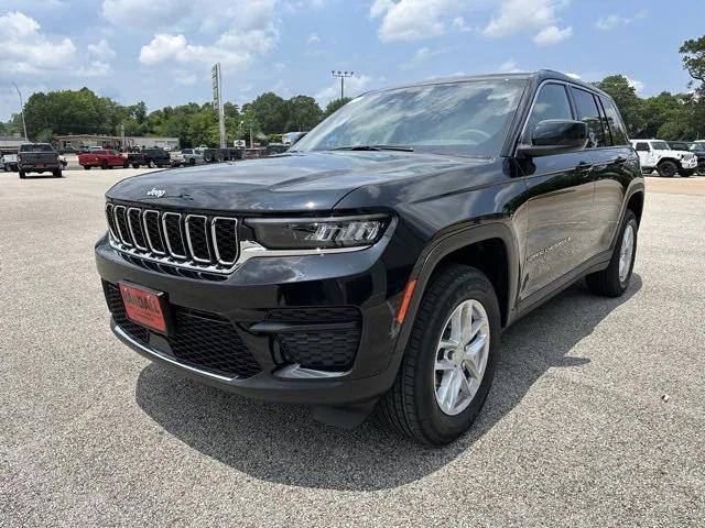2025 Jeep Grand Cherokee GRAND CHEROKEE LAREDO X 4X2
