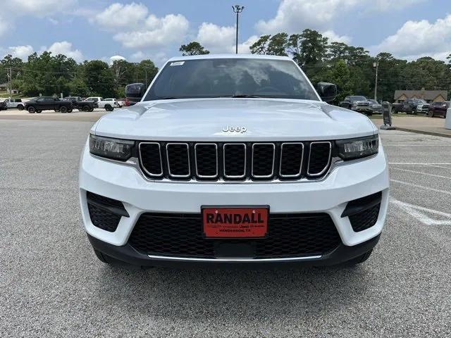 2025 Jeep Grand Cherokee GRAND CHEROKEE LAREDO X 4X2