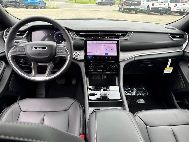 2025 Jeep Grand Cherokee GRAND CHEROKEE L LIMITED 4X4 2025 Jeep Grand Cherokee GRAND CHEROKEE L LIMITED 4X4