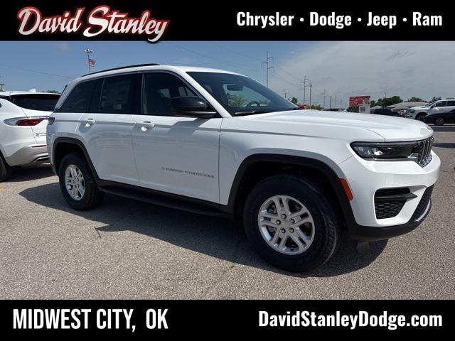2025 Jeep Grand Cherokee GRAND CHEROKEE LAREDO 4X2