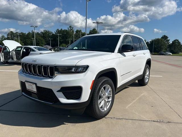 2025 Jeep Grand Cherokee GRAND CHEROKEE LAREDO X 4X2