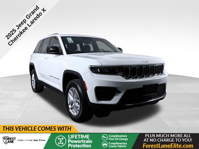 2025 Jeep Grand Cherokee GRAND CHEROKEE LAREDO X 4X2