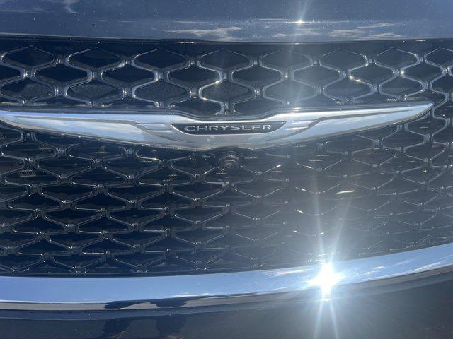 2025 Chrysler Pacifica PACIFICA SELECT AWD