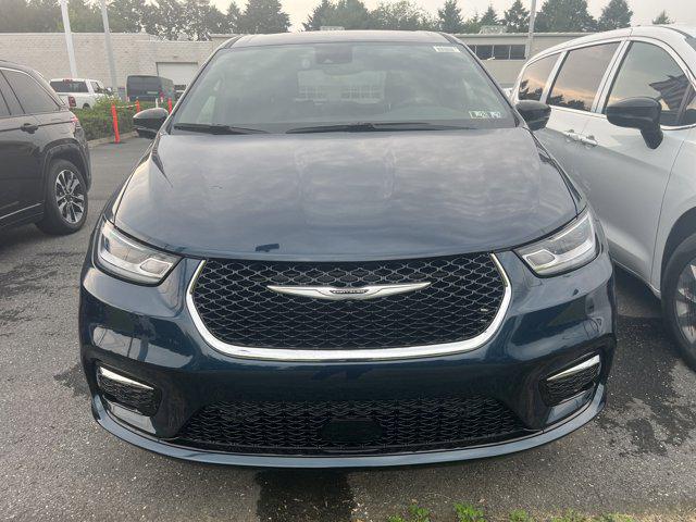 2025 Chrysler Pacifica PACIFICA SELECT AWD
