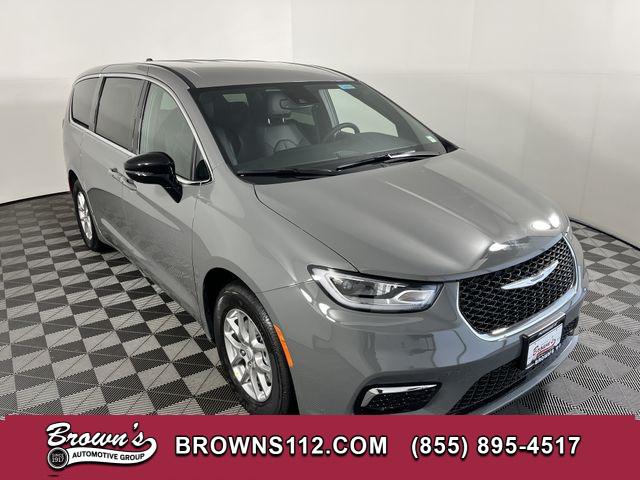 2025 Chrysler Pacifica PACIFICA SELECT