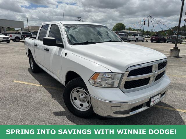 2020 RAM 1500 Classic Tradesman Crew Cab 4x4 57 Box