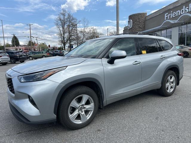 2022 Toyota Highlander LE