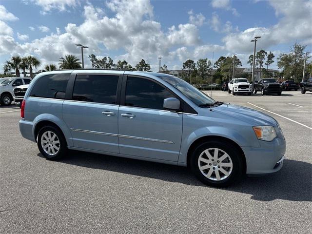 2013 Chrysler Town and Country Touring