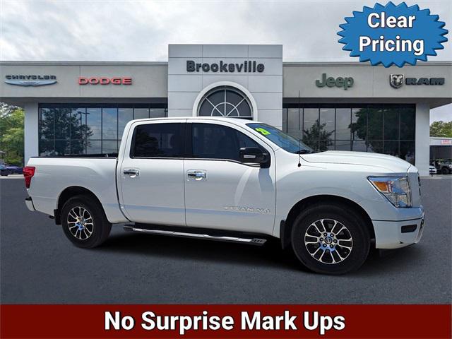 2020 Nissan TITAN Crew Cab SV 4x2
