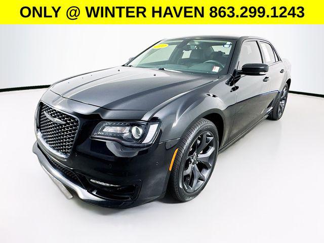 2022 Chrysler 300 Touring L