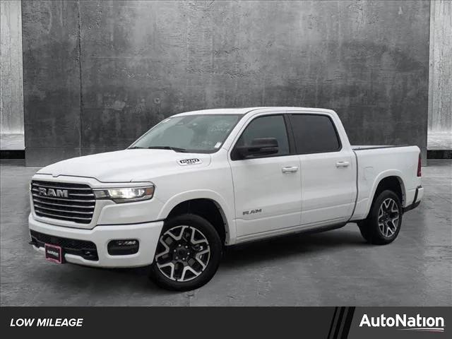 2025 RAM 1500 Laramie Crew Cab 4x4 57 Box