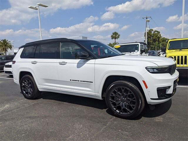 2023 Jeep Grand Cherokee L Summit 4x4
