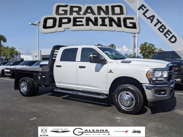 2023 RAM 3500 Tradesman Crew Cab 4x4 8 Box