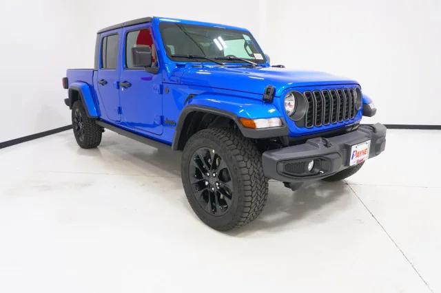 2025 Jeep Gladiator GLADIATOR NIGHTHAWK 4X4