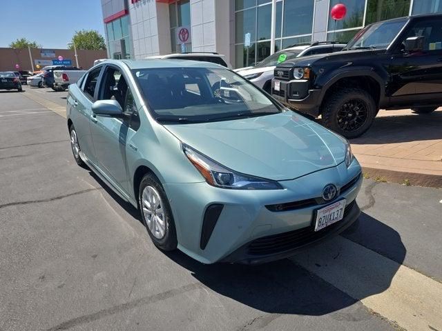 2022 Toyota Prius LE