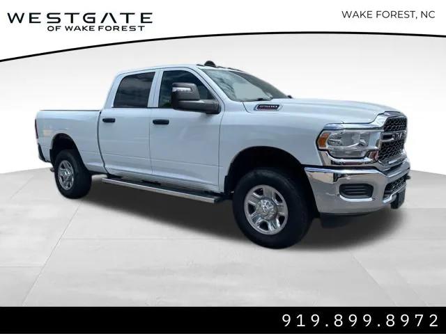 2024 RAM 2500 Tradesman Crew Cab 4x4 64 Box
