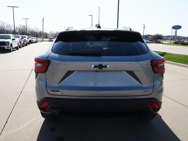 2025 Chevrolet Trax FWD 2RS