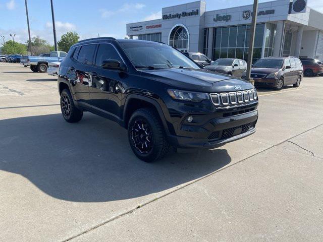 2022 Jeep Compass Latitude Lux 4x4