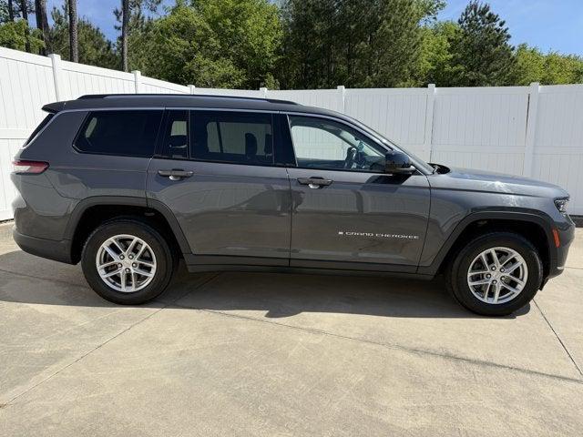 2022 Jeep Grand Cherokee L Laredo 4x2