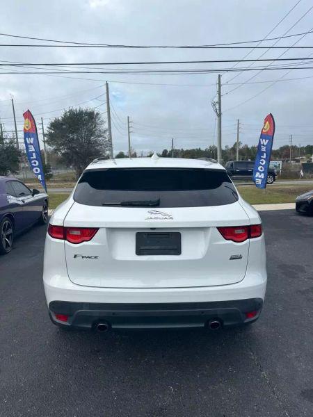 2018 Jaguar F-PACE 25t R-Sport