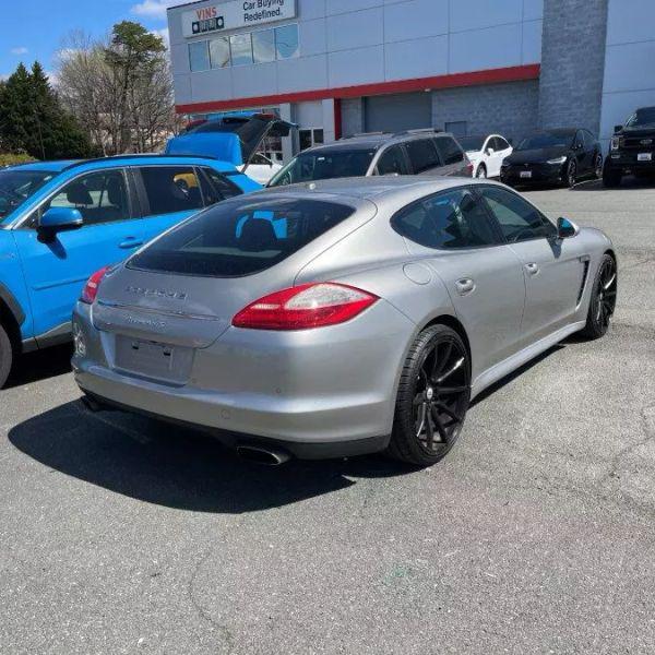 2012 Porsche Panamera 4