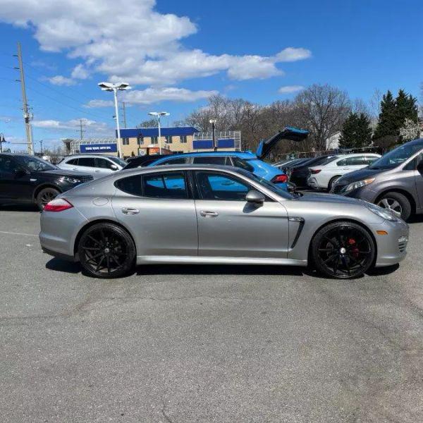 2012 Porsche Panamera 4