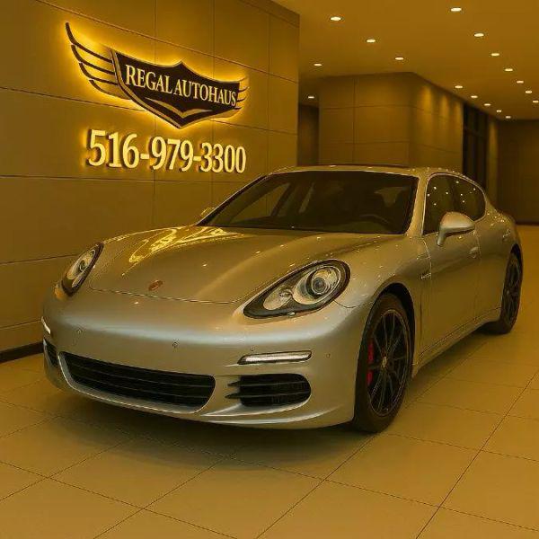 2012 Porsche Panamera 4